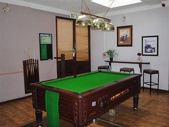 The Beaufort Arms Cheltenham Eksteriør billede